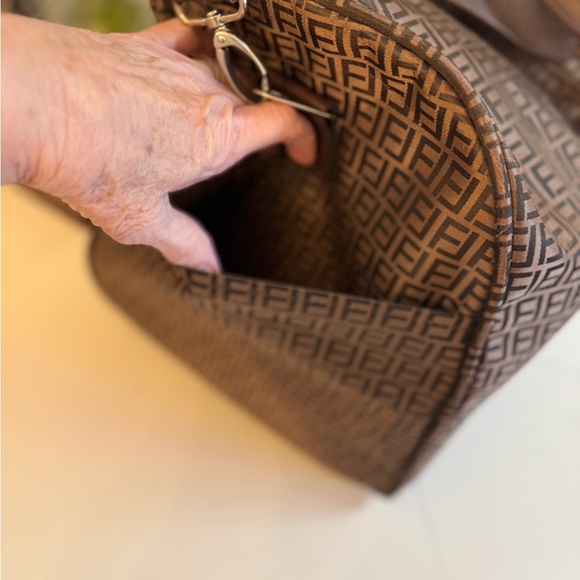 🤎 LUX DESIGN MONOGRAM BROWN CANVAS DUFFEL BAG! - Picture 5 of 10